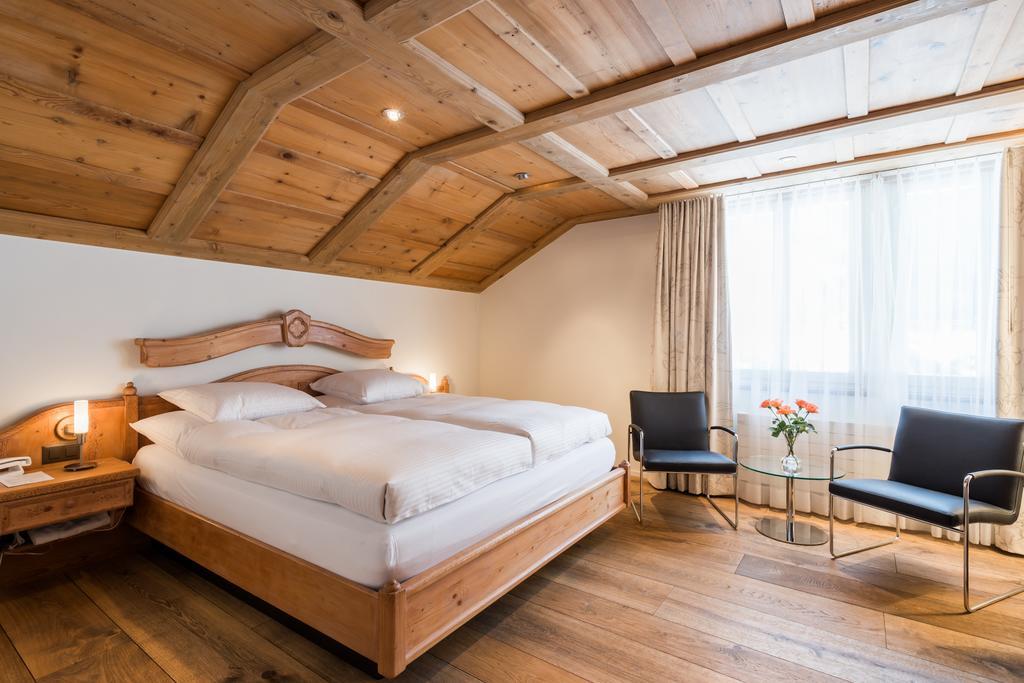 Hotel Schoenegg Wengen Kültér fotó
